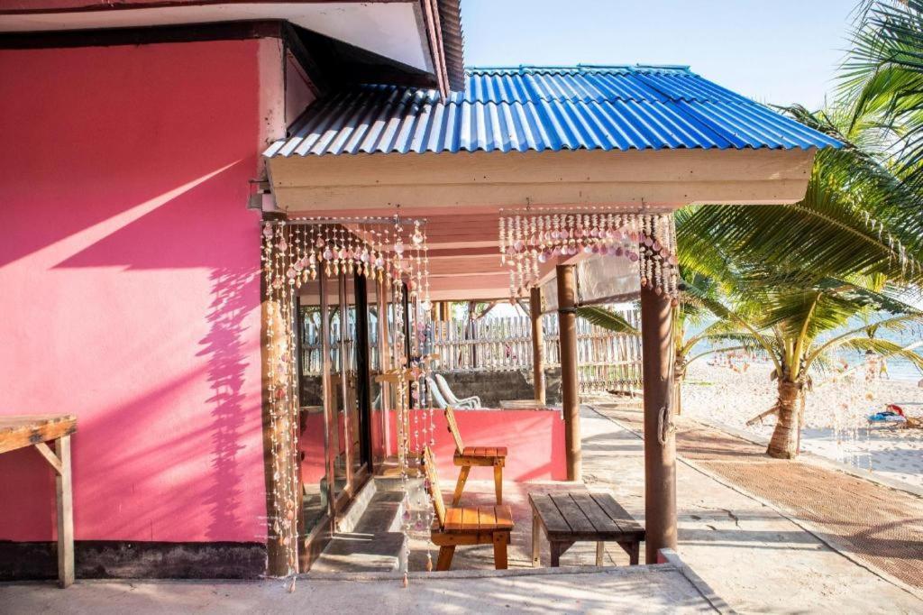 Oyo 797 Pink House Bungalow Koh Lanta Exterior photo